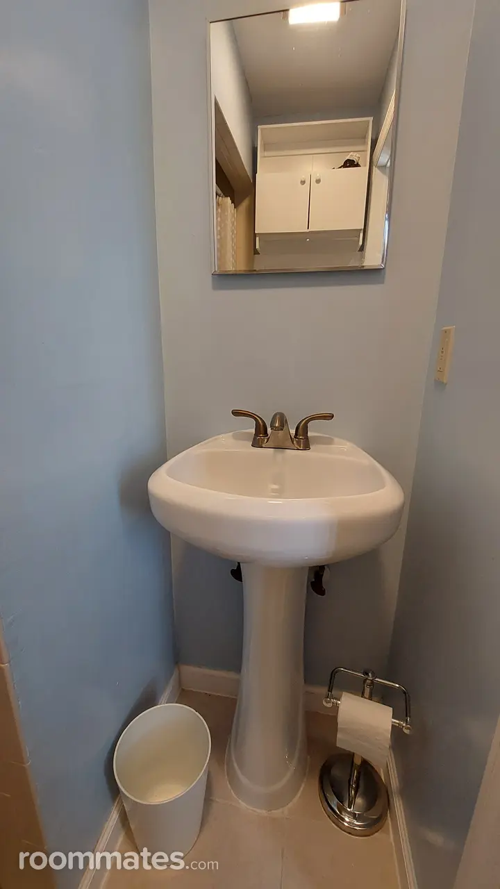 Profile photo 9 of 11