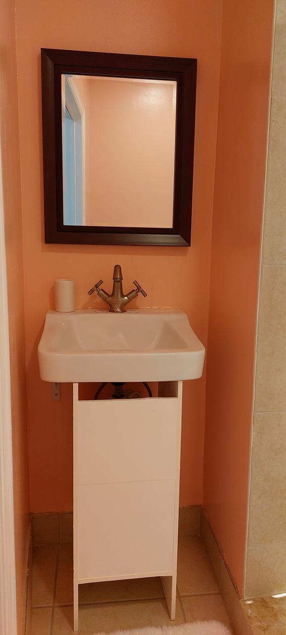 Profile photo 7 of 8