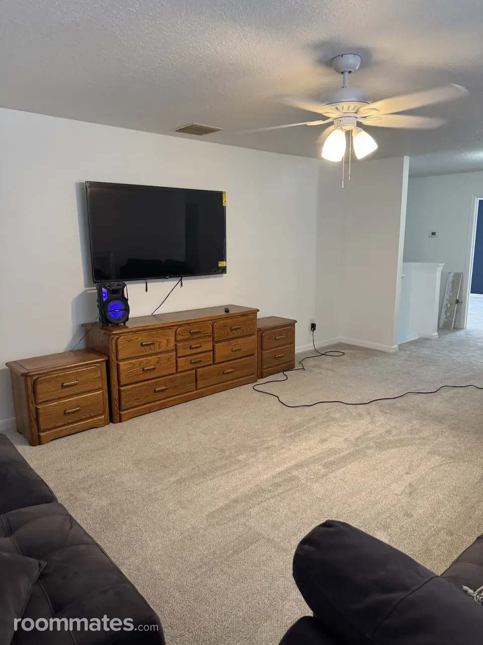 Profile photo 10 of 11