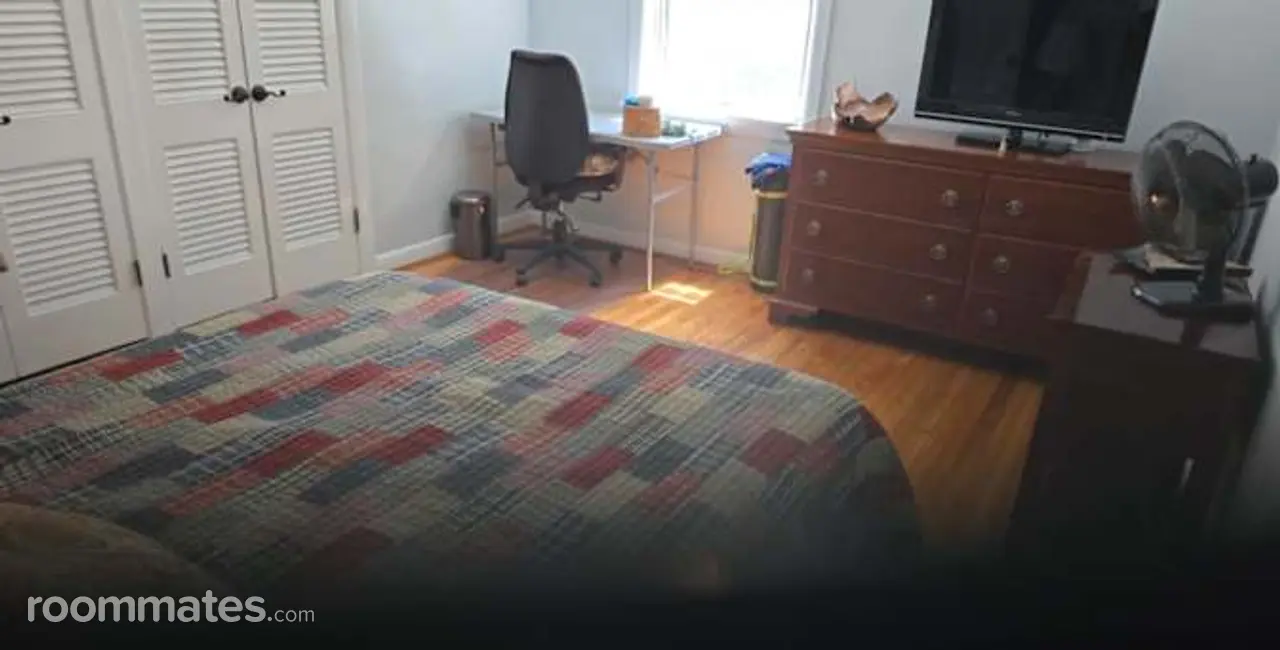 Profile photo 15 of 20