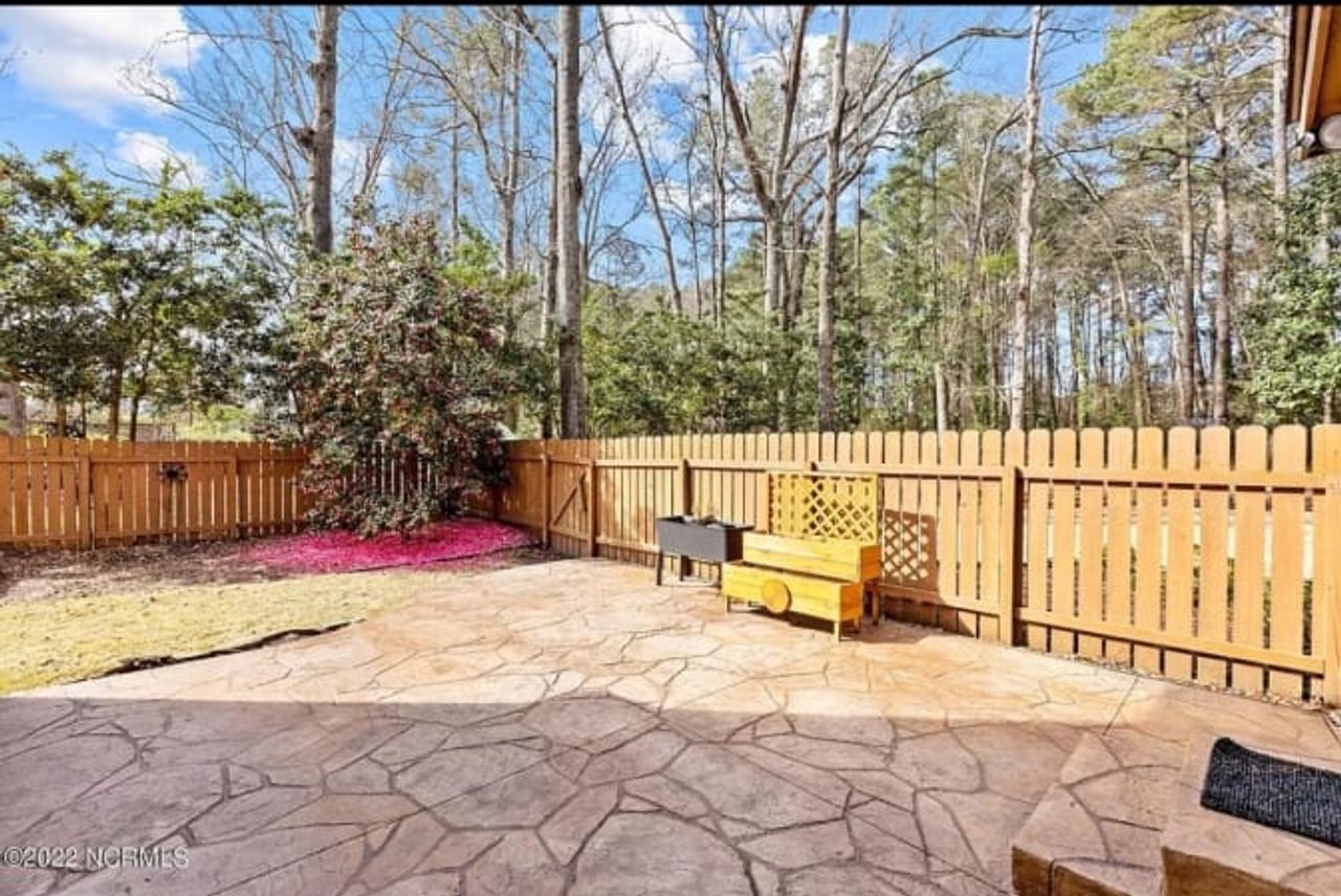 Profile photo 4 of 13