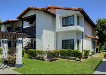 Room for rent in Santa Fe Springs, CA $800, apartment