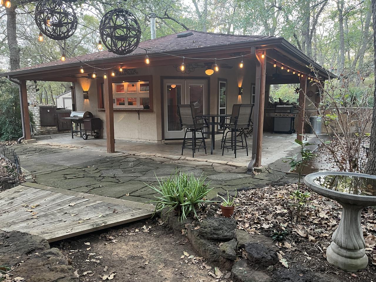 Profile photo 1 of 10