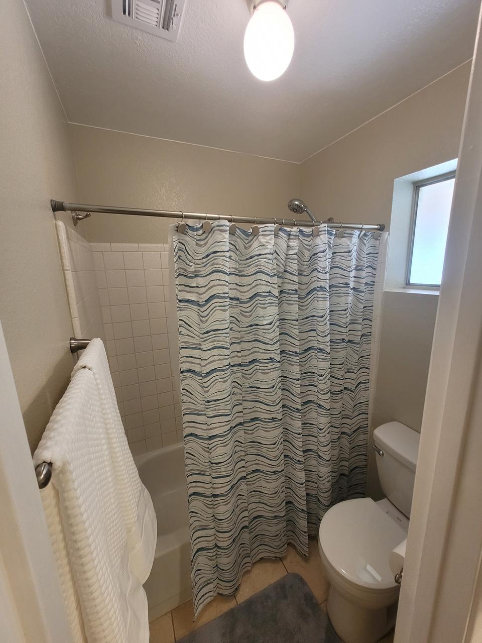 Room for rent in Peoria, AZ $980, house