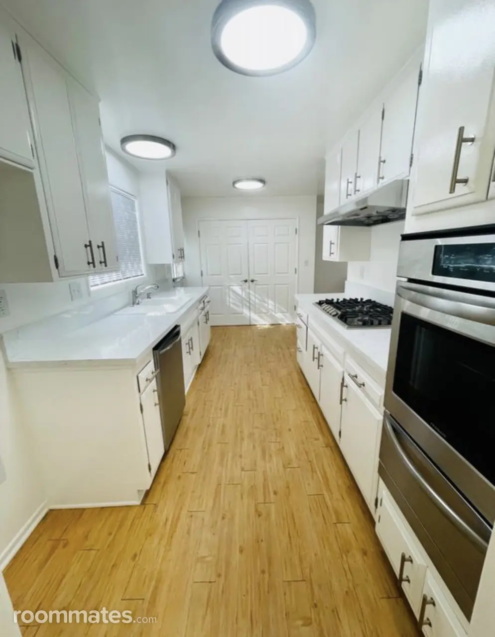 Profile photo 3 of 11