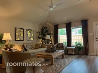 Room for rent in Willis, TX $1400, house