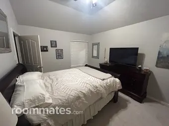 Room for rent in Flower Mound, TX $1300, house