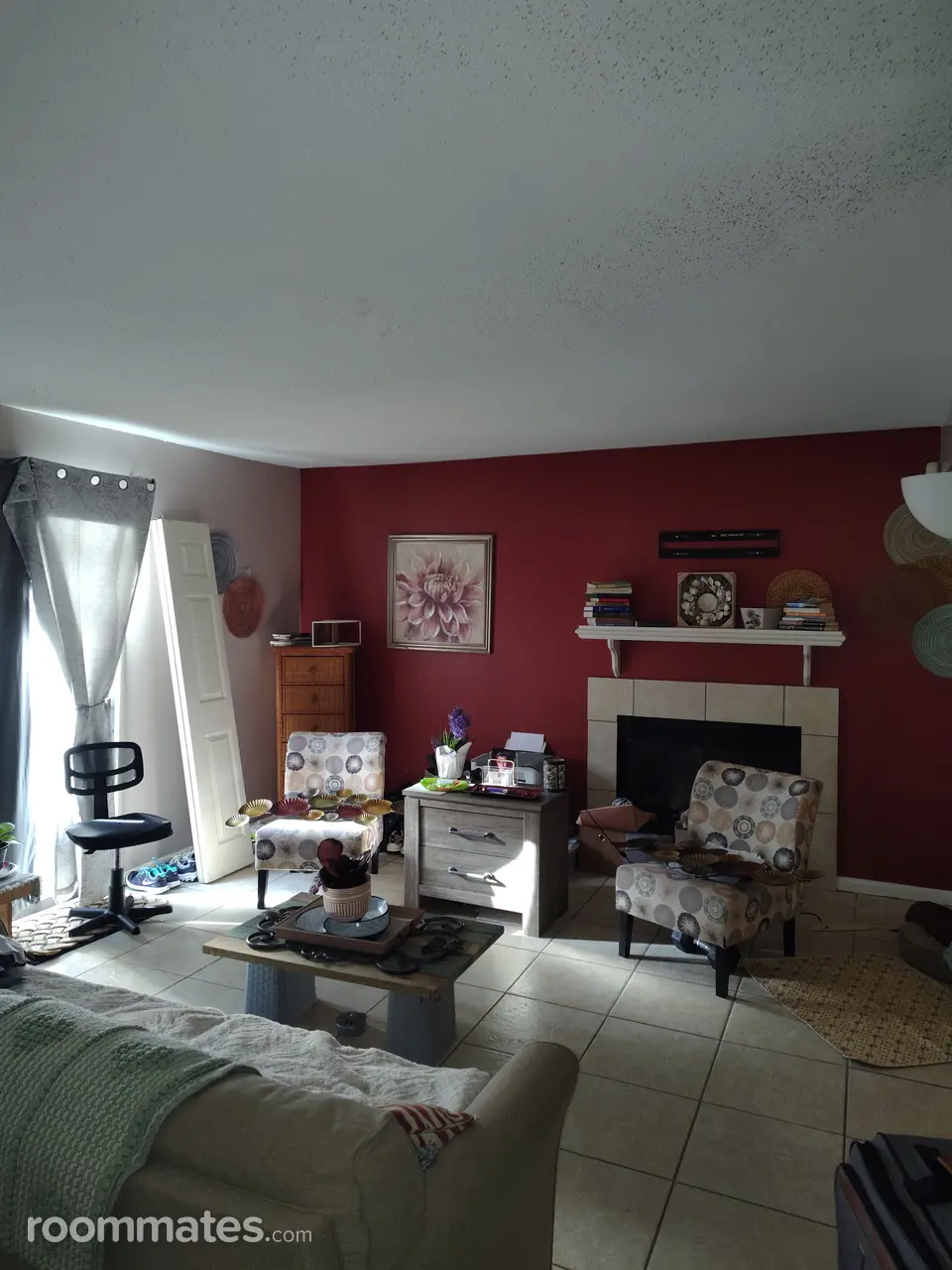 Profile photo 1 of 4