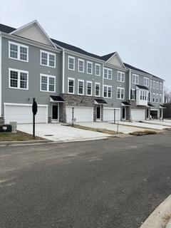 Room for rent in Bridgeport, West Virginia $1400, townhouse