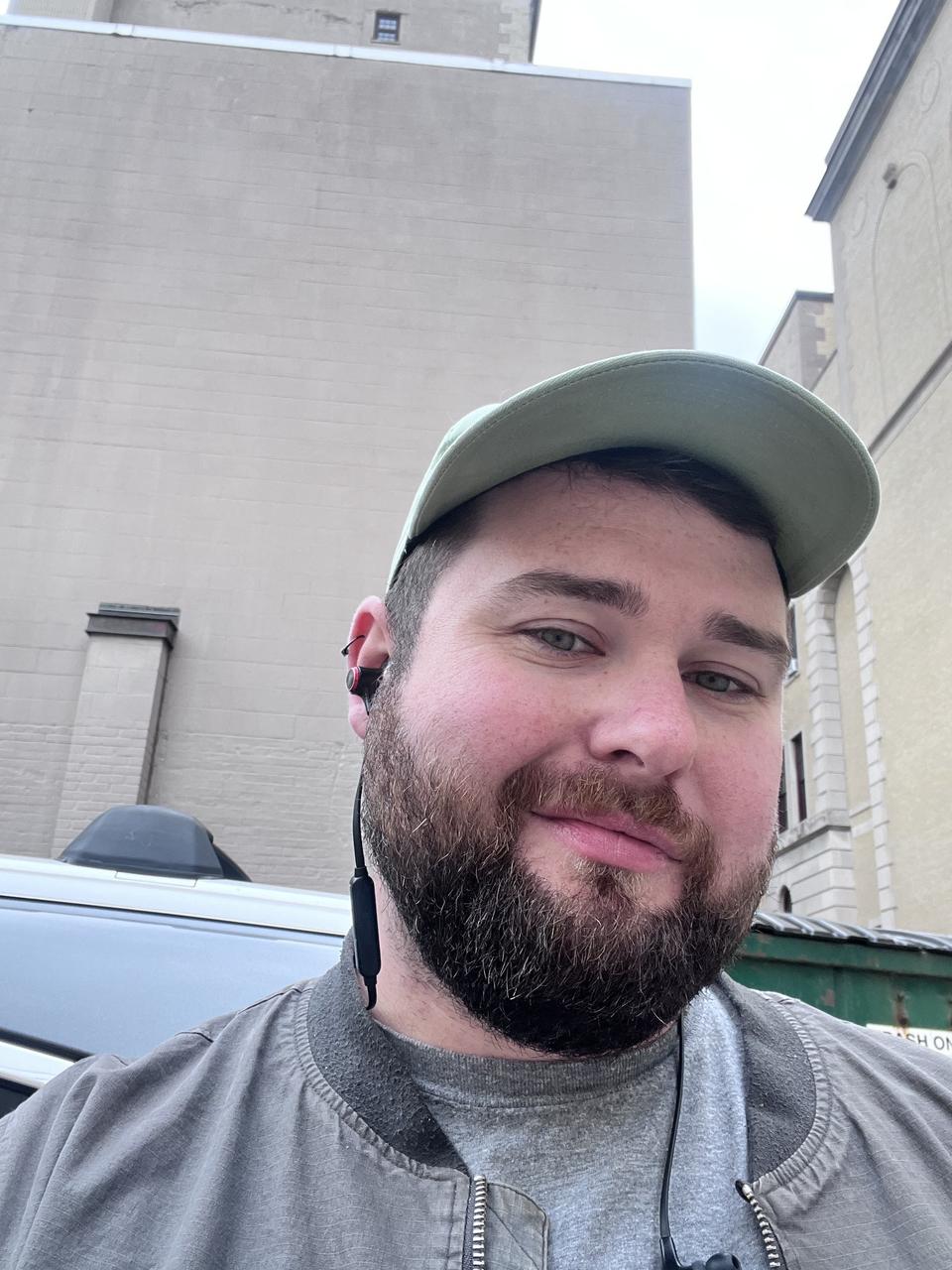 Profile photo 1 of 1