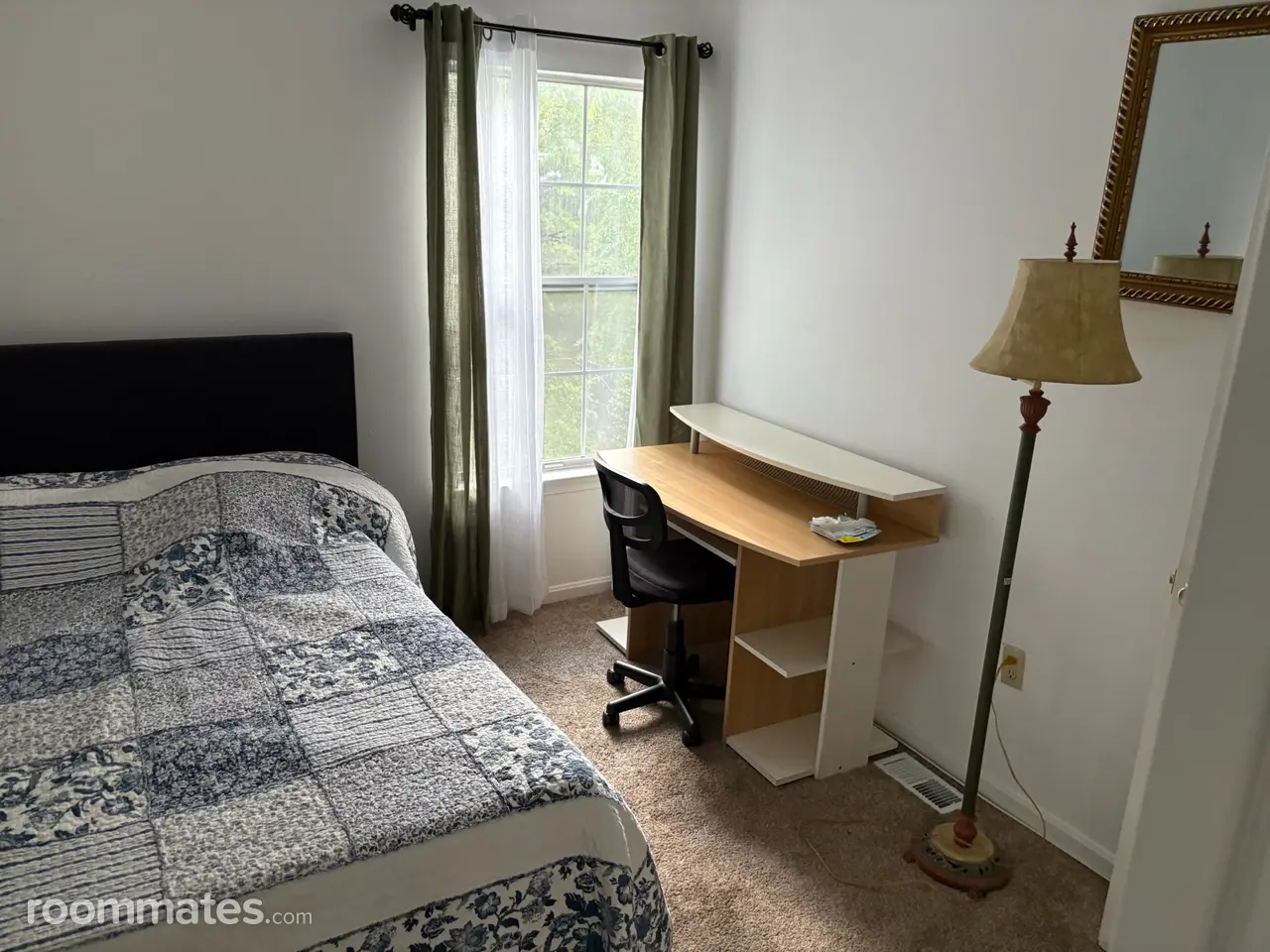 Profile photo 2 of 4