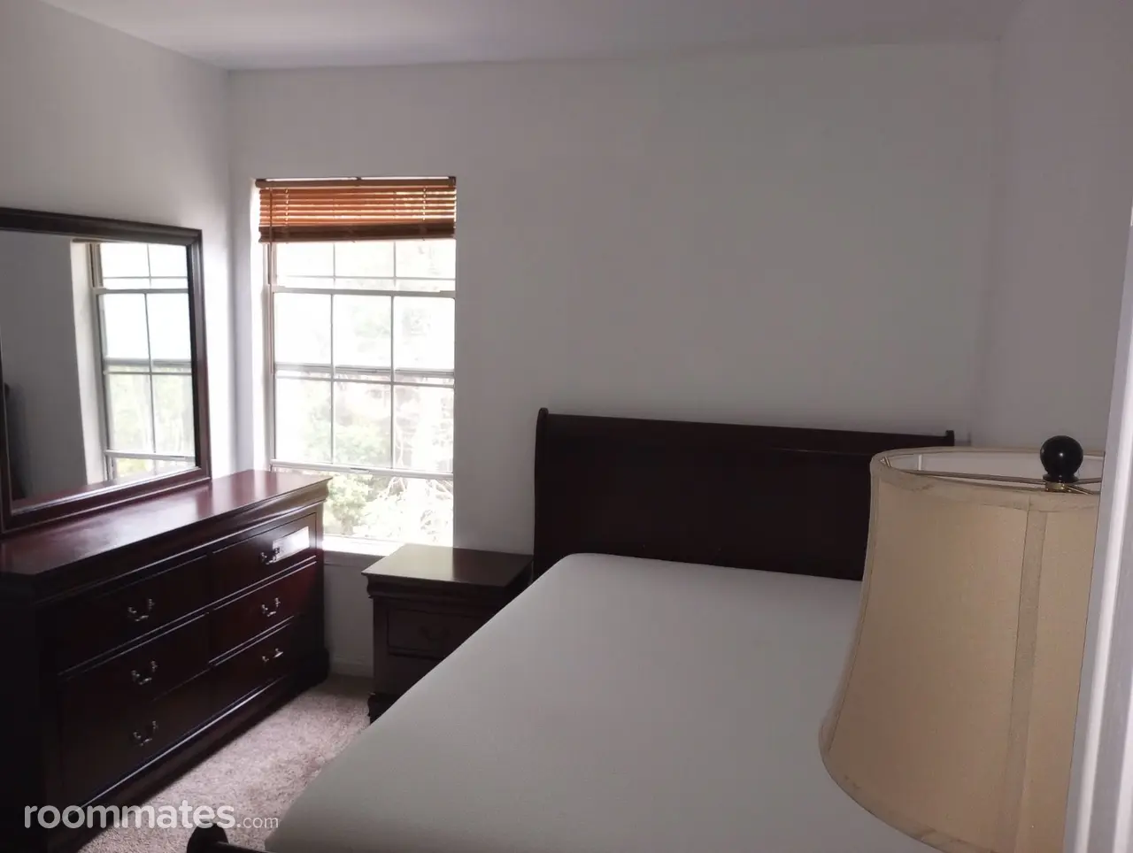 Profile photo 1 of 4