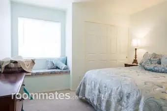 Room for rent in Santa Rosa, CA $1000, house