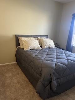 Room for rent in Victorville, CA $1050, house