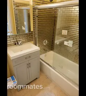 Room for rent in New York, NY $1200, house