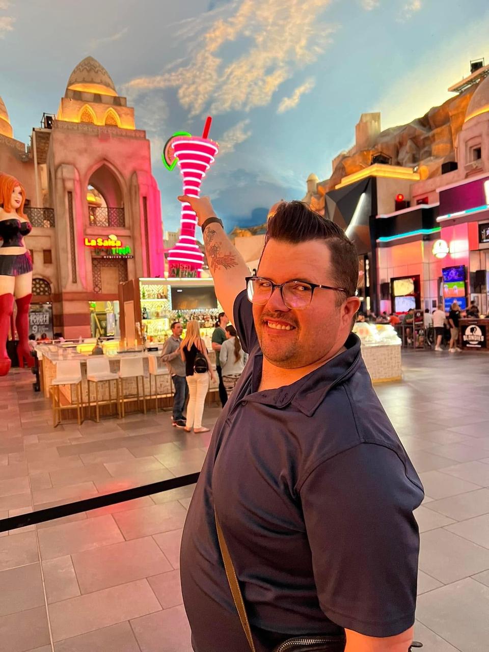 Profile photo 10 of 13