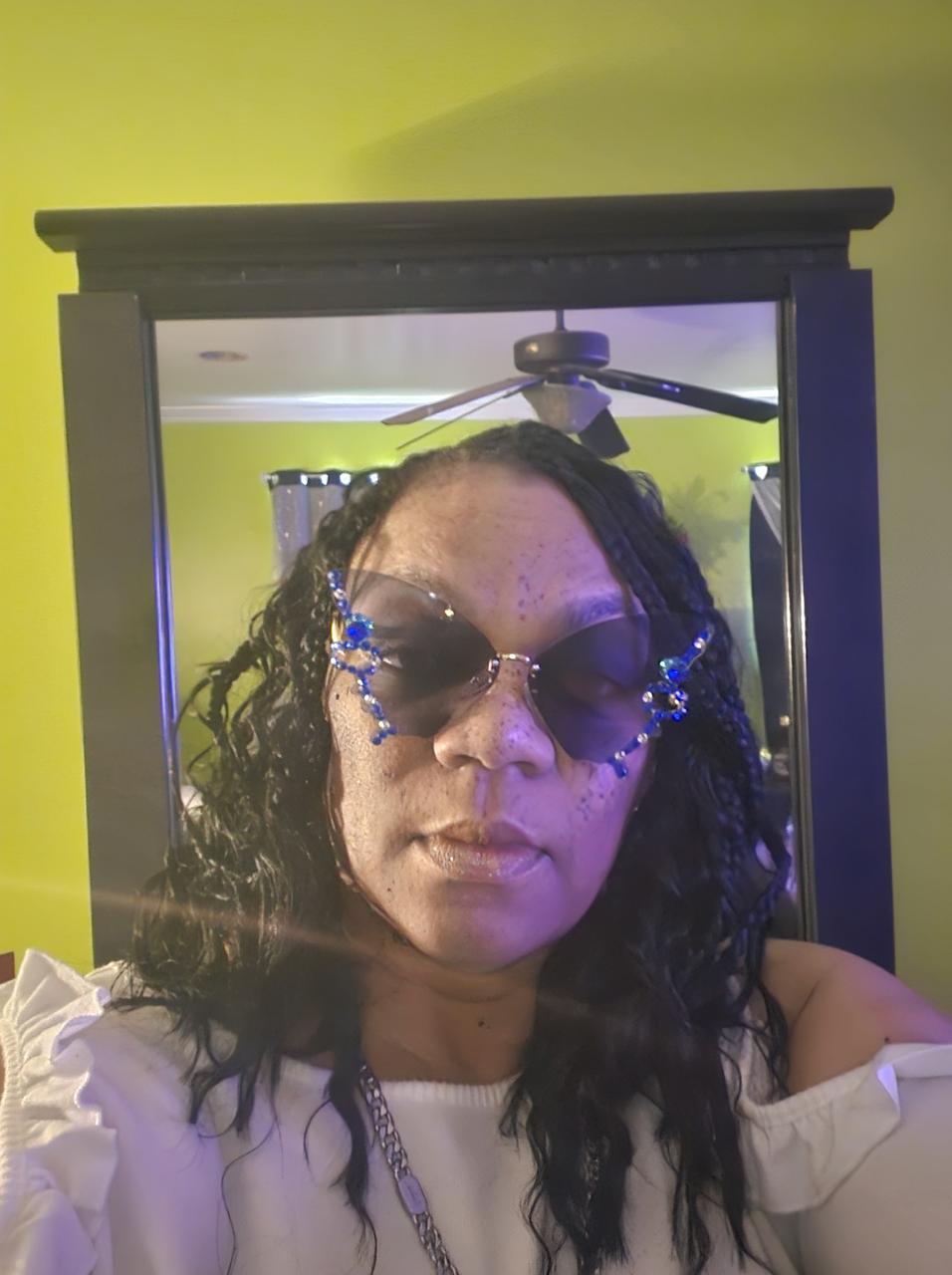 Profile photo 15 of 18