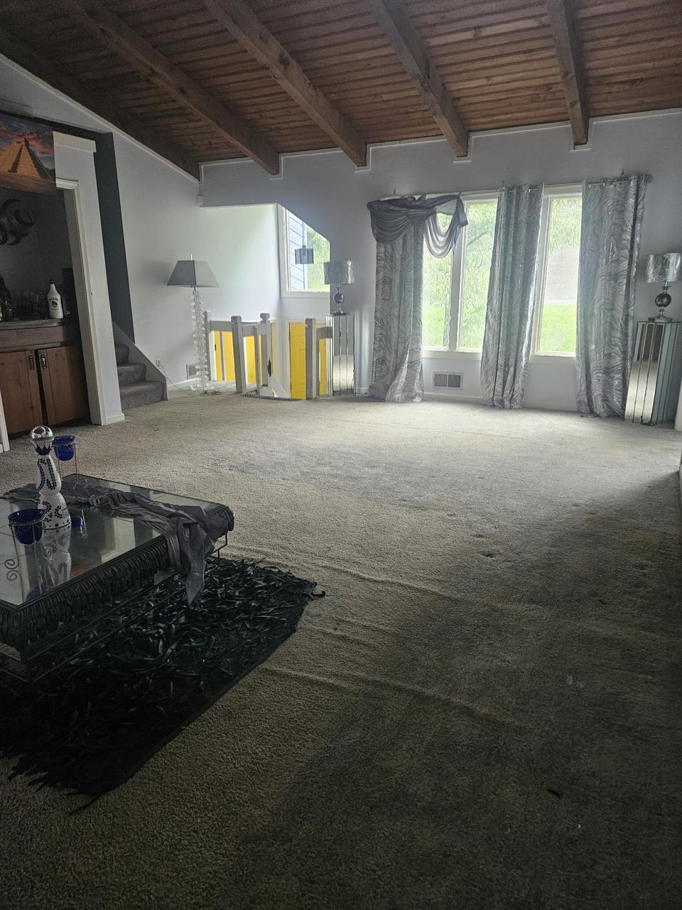 Profile photo 3 of 18