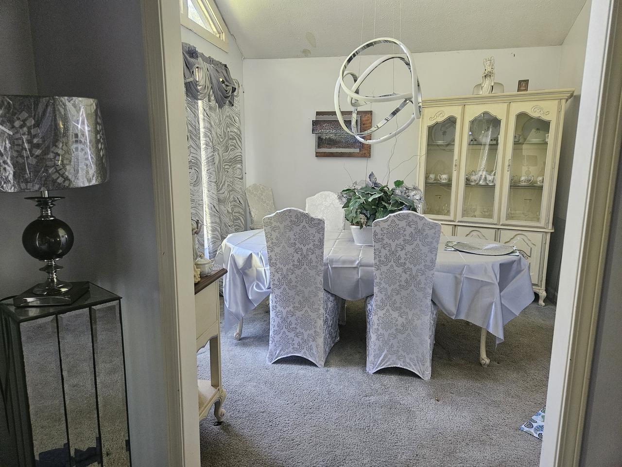 Profile photo 4 of 18