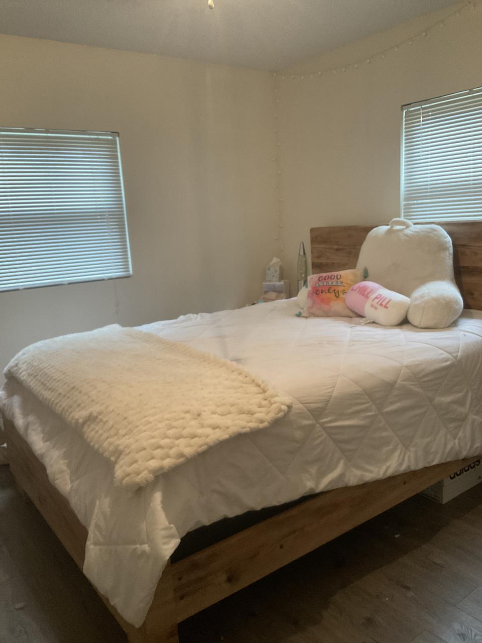 Profile photo 1 of 2