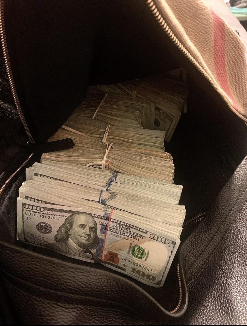 Profile photo 1 of 1