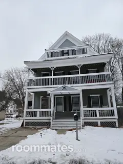 Room for rent in Bellows Falls, VT $850, house