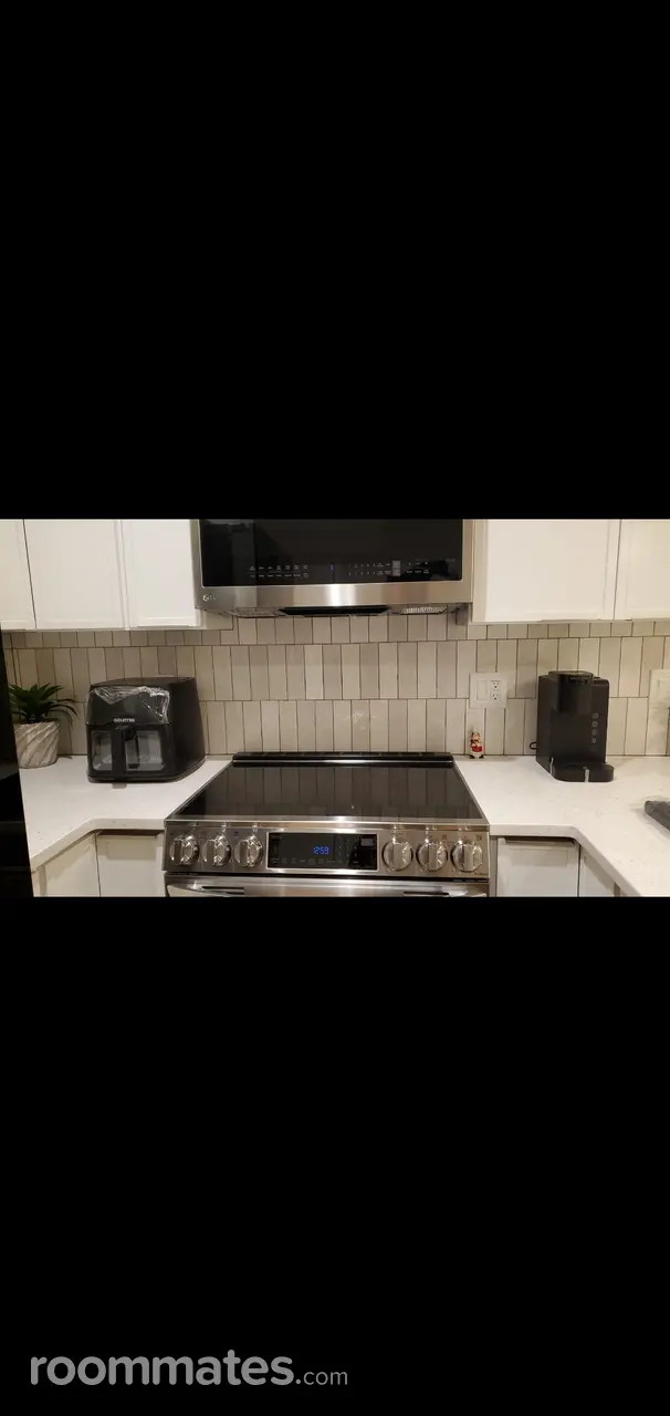 Profile photo 6 of 11