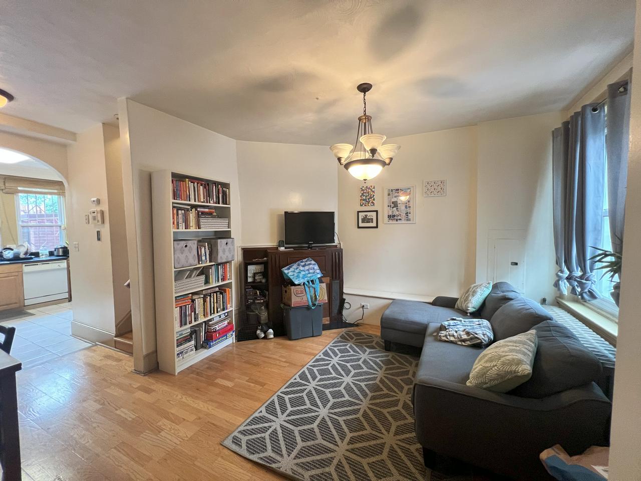 Profile photo 5 of 8