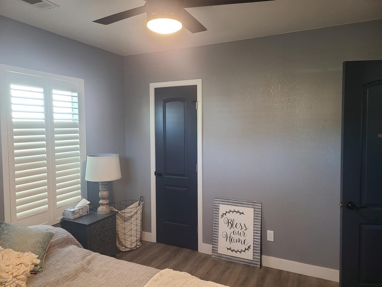 Profile photo 7 of 9