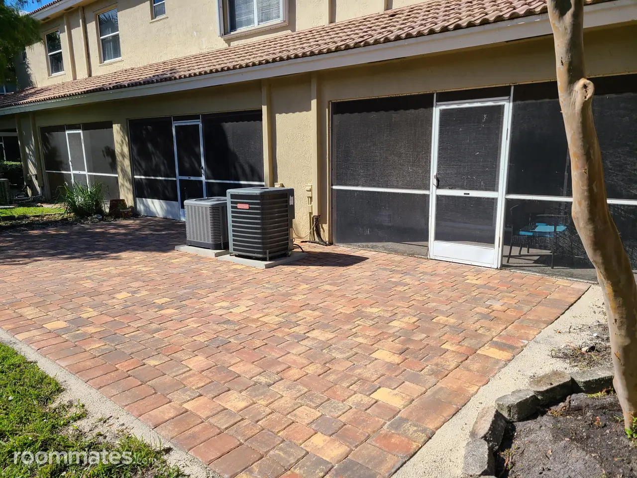 Profile photo 4 of 9