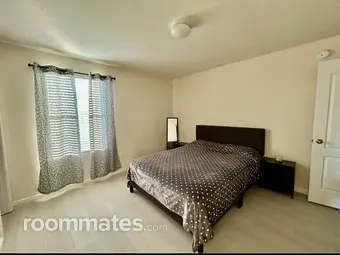 Room for rent in St. Augustine, FL $850, townhouse