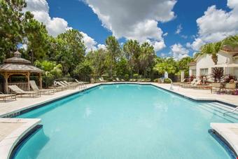 Room for rent in Stuart, FL $1100, house