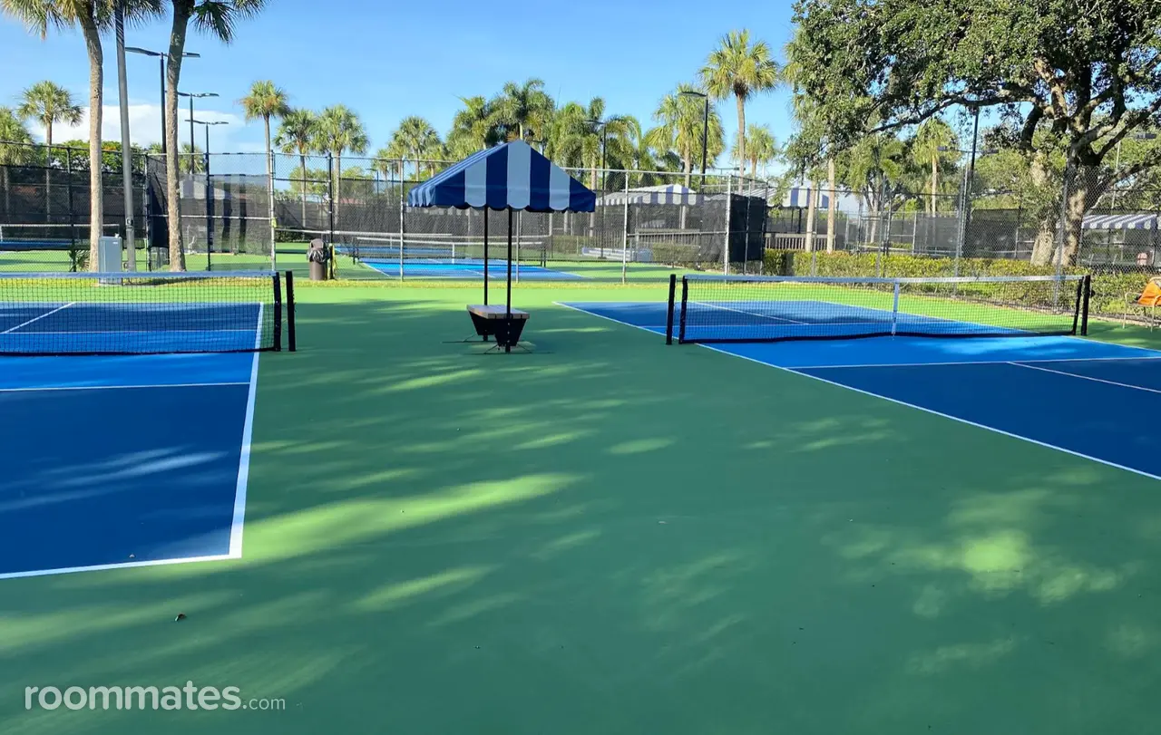 Profile photo 6 of 11