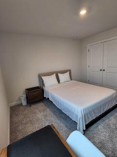 Room for rent in Belmont, North Carolina $750, house