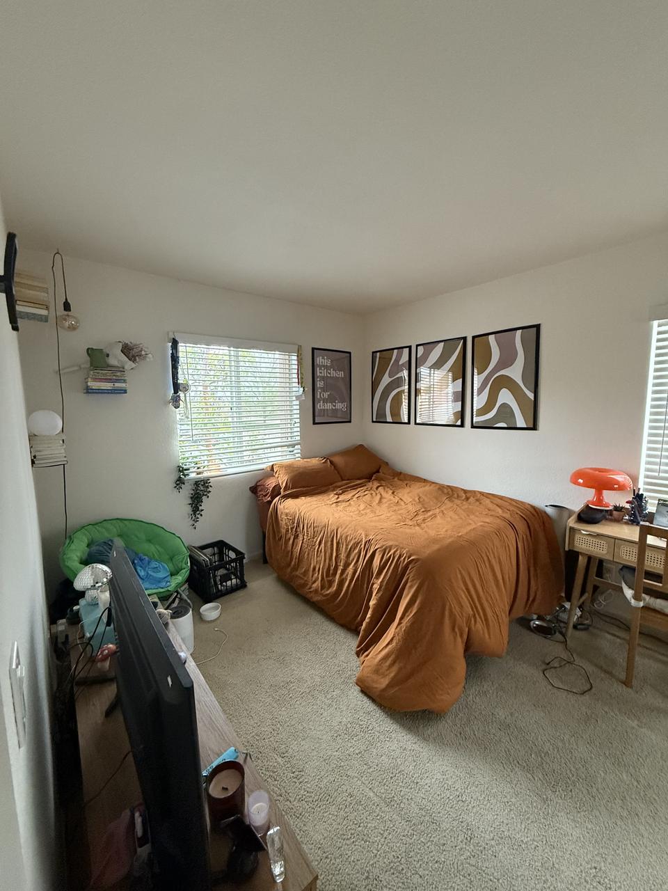 Profile photo 9 of 10