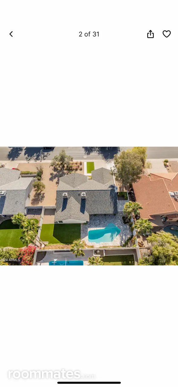 Profile photo 6 of 10