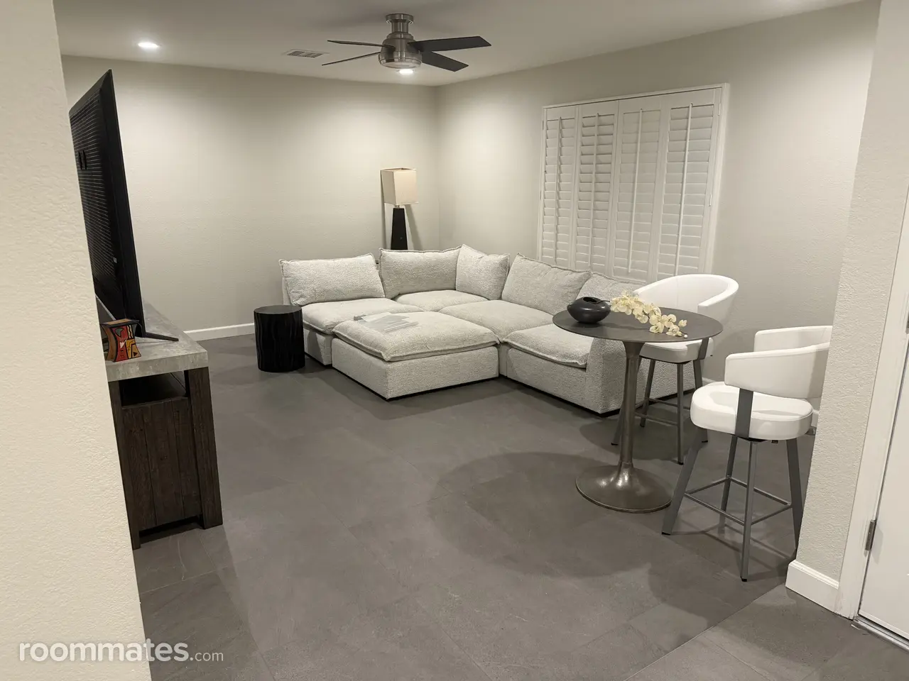 Profile photo 4 of 9