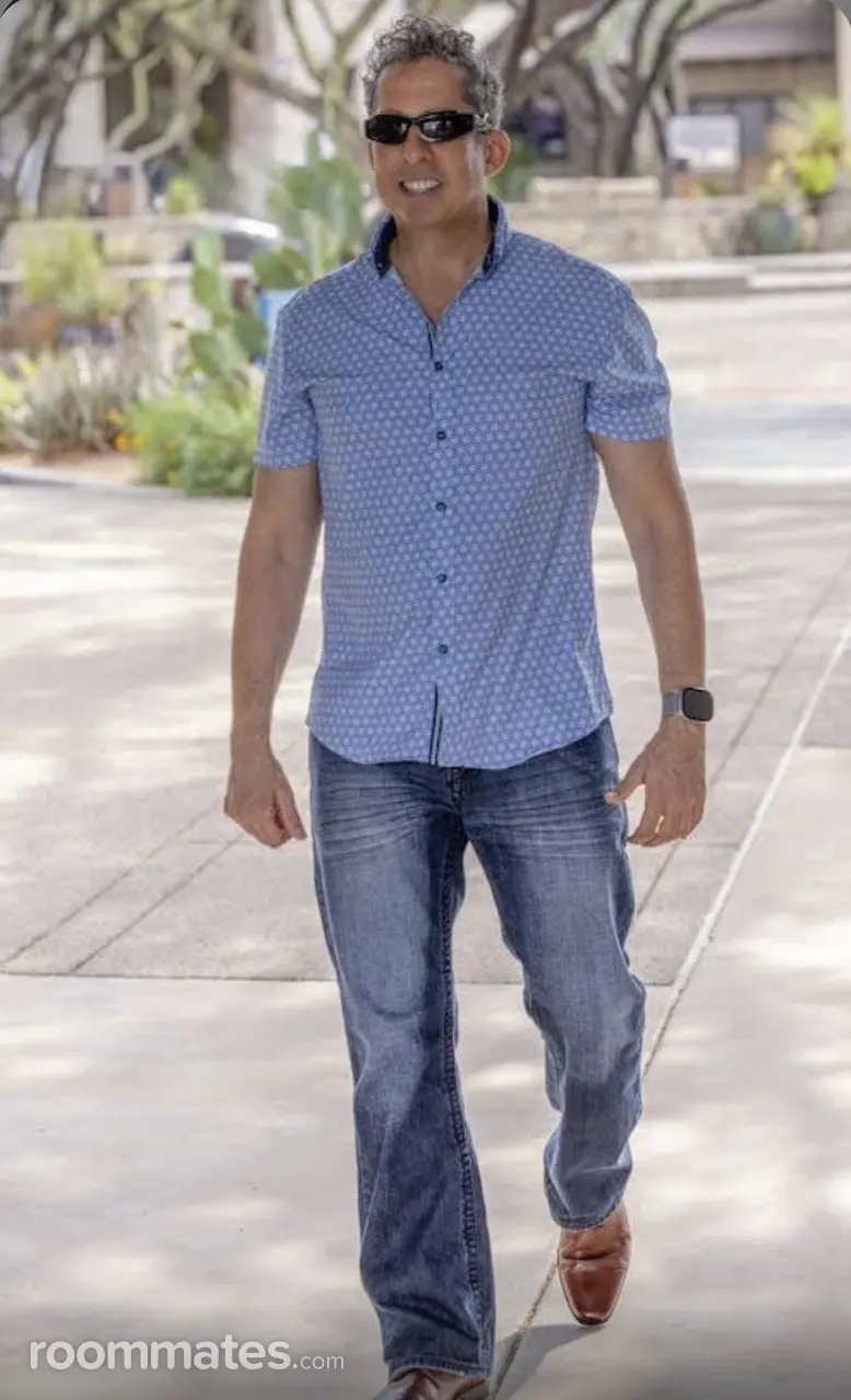 Profile photo 7 of 9