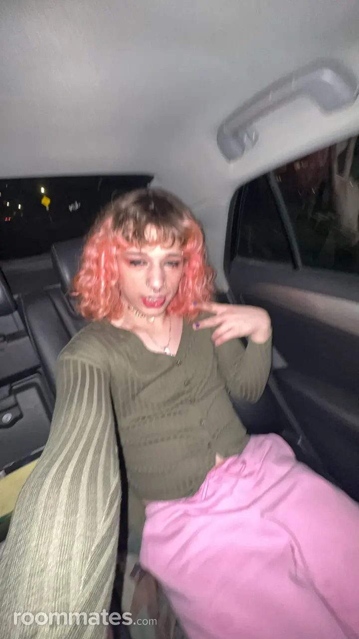 Profile photo 4 of 9