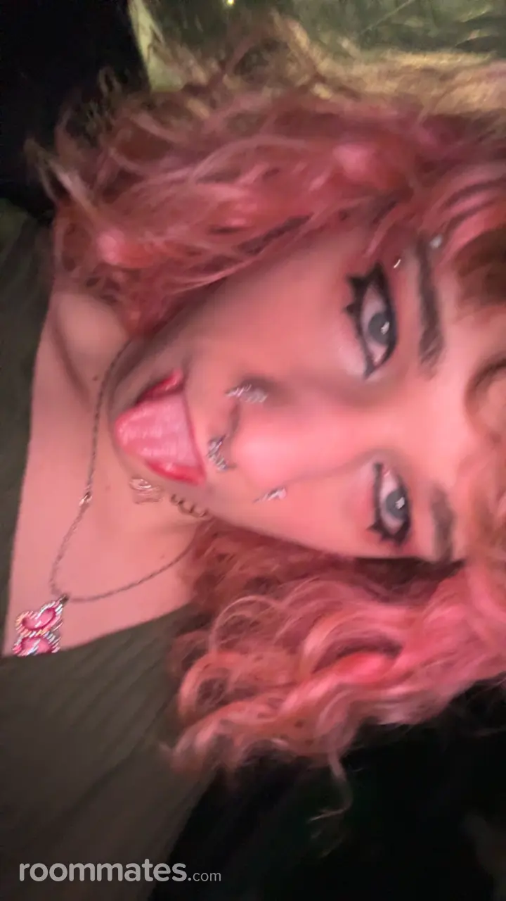 Profile photo 5 of 9