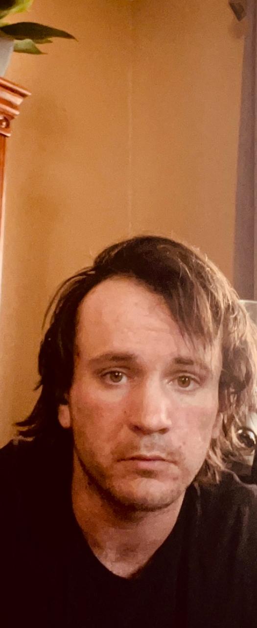 Profile photo 10 of 10