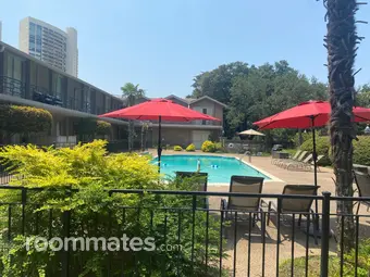 Room for rent in Dallas, TX $1350, condo