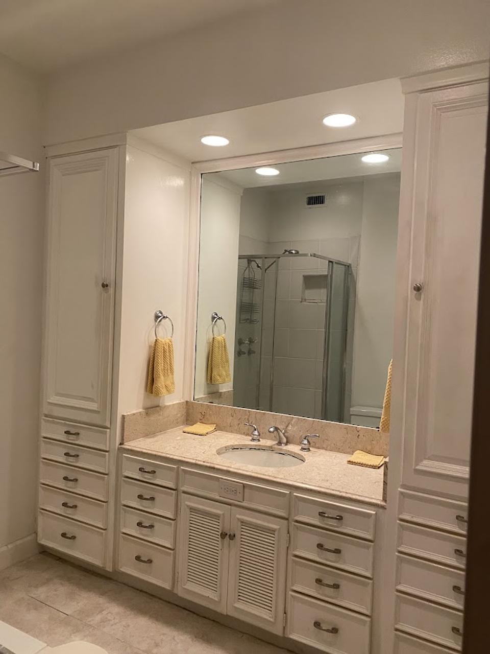 Profile photo 3 of 9