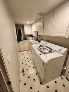 Room for rent in Beaverton, OR $1200, house