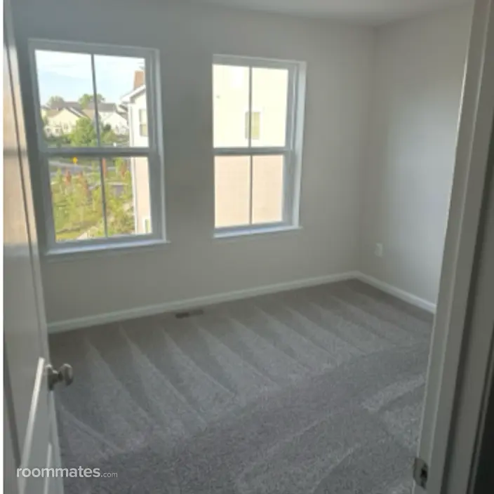 Room for rent in Waldorf, MD $1200, house