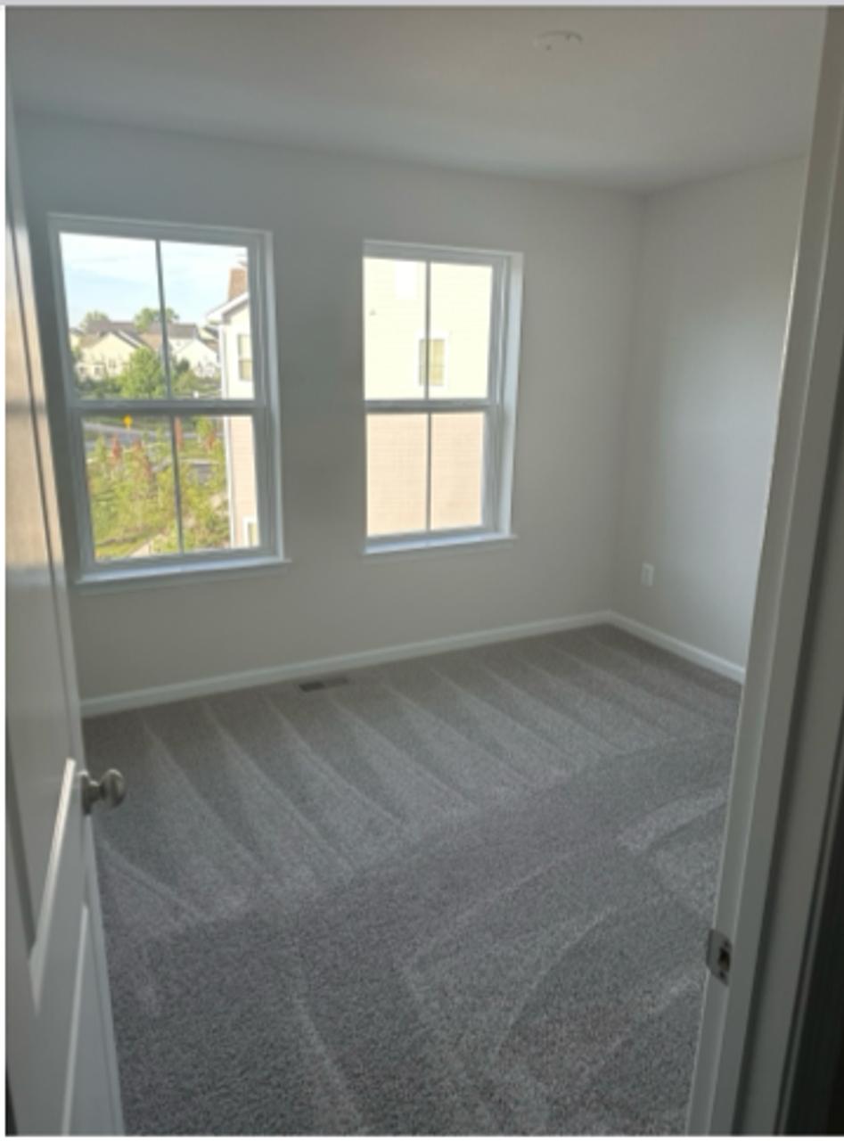 Profile photo 1 of 4