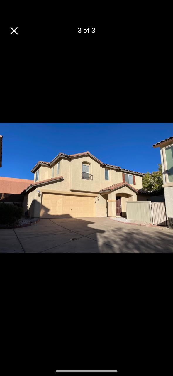 Profile photo 3 of 4