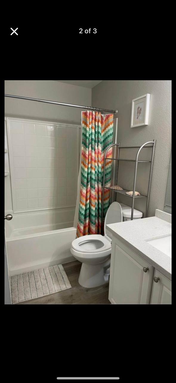 Profile photo 1 of 4