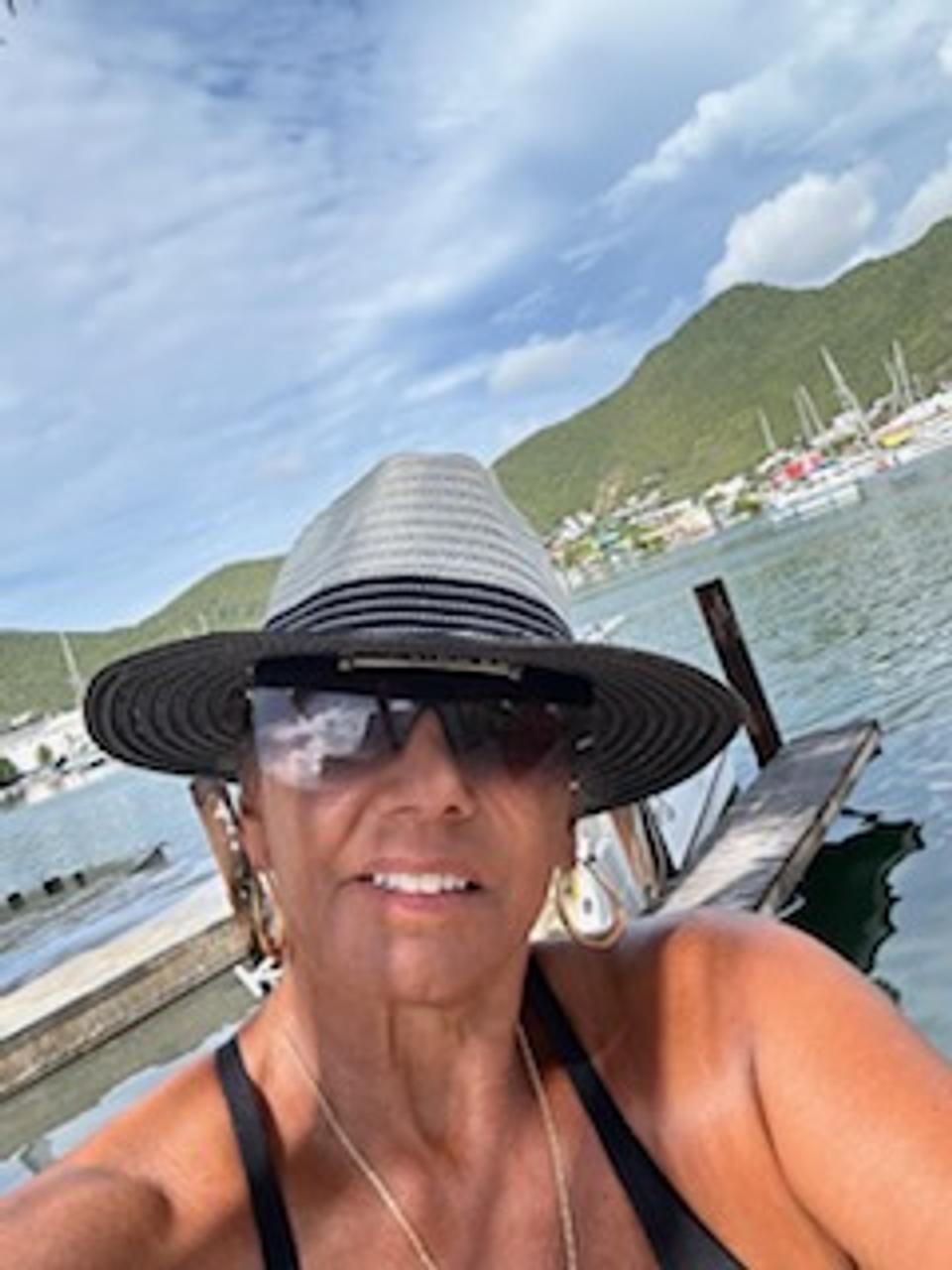 Profile photo 10 of 10