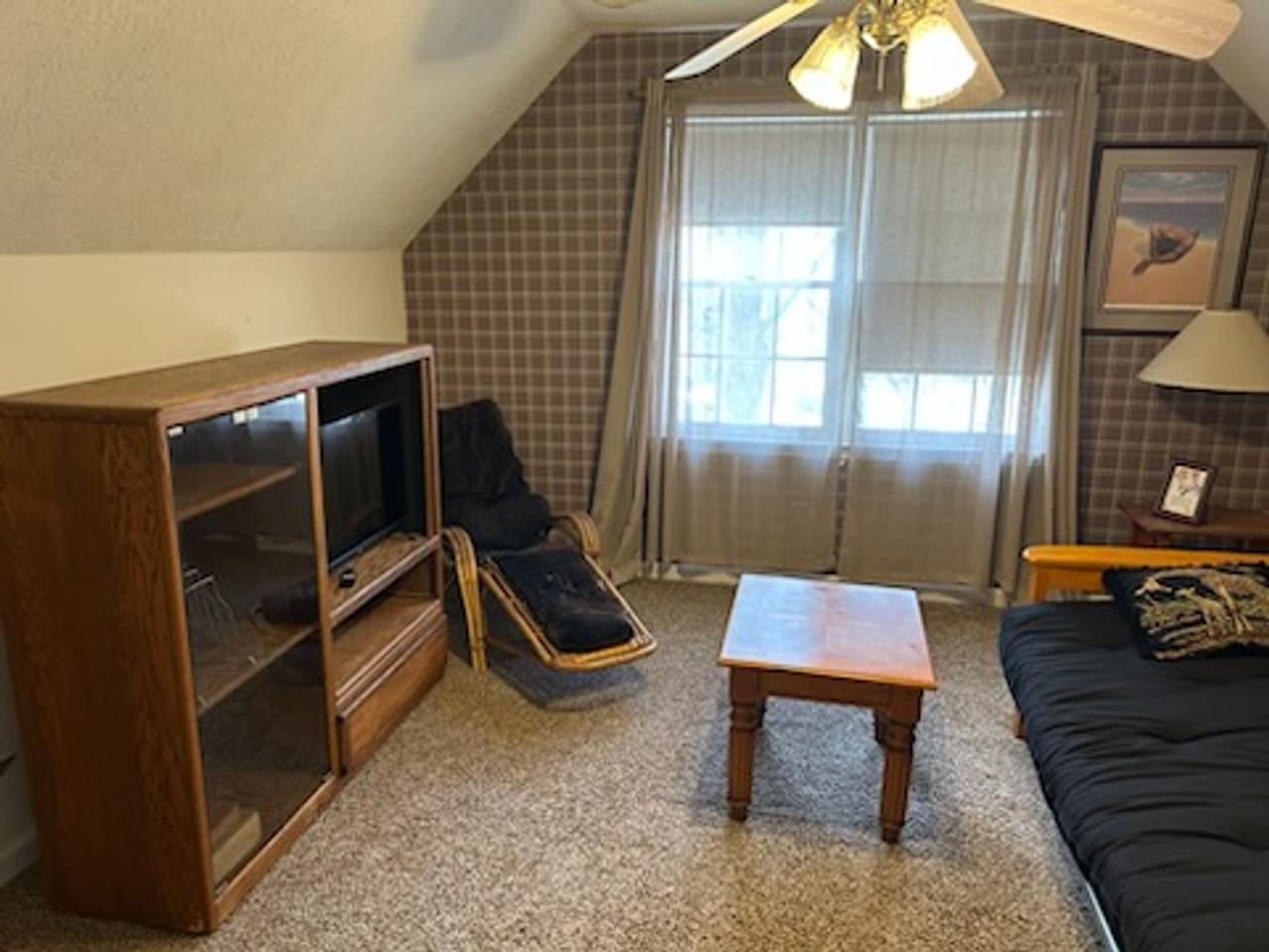 Profile photo 2 of 10